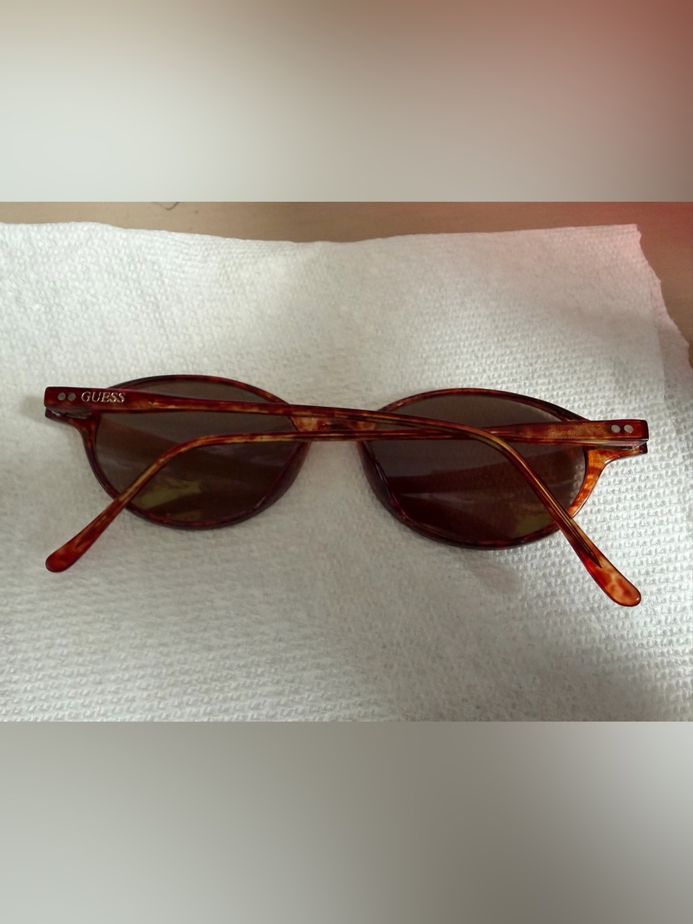 90s Guess Red Tortoiseshell Sunglasses Vintage
